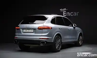 Porsche Cayenne 2017 3.0 Автомат в Москве № 165596, миниатюра 2