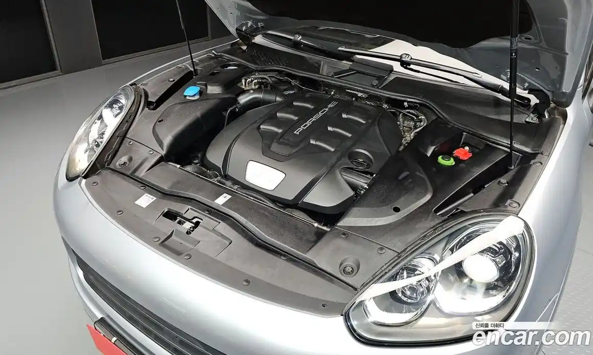 Porsche Cayenne 2017 3.0 Автомат в Москве № 165596, фото 6