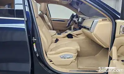 Porsche Cayenne, 2016