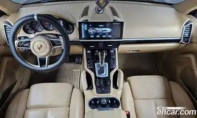 Porsche Cayenne 2016 3.0 Автомат в Москве № 165685, миниатюра 12