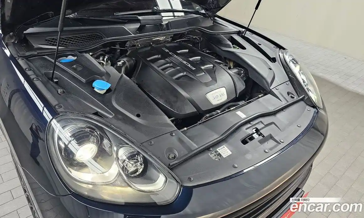 Porsche Cayenne 2016 3.0 Автомат в Москве № 165685, фото 19