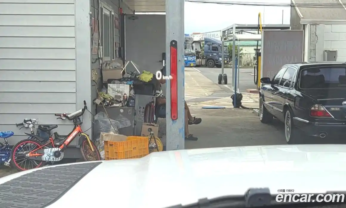 Land Rover Defender 2022 3.0 Автомат в Москве № 166356, фото 14