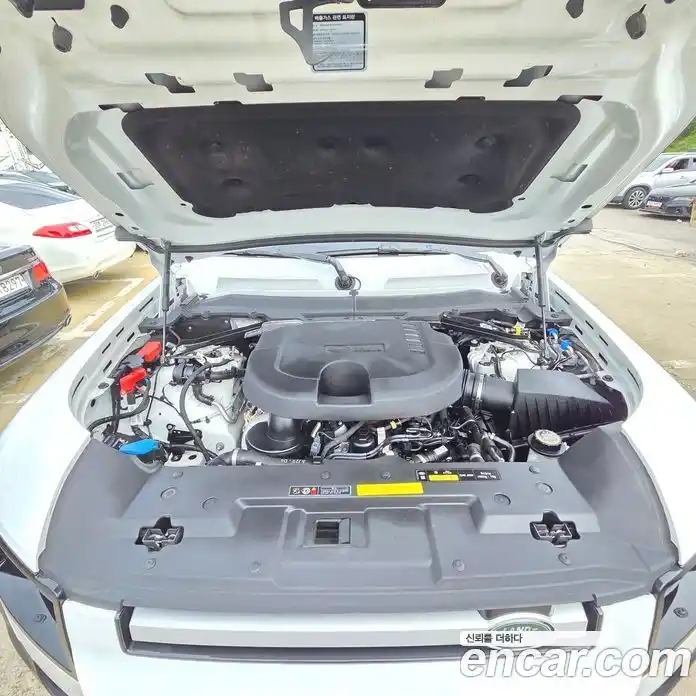 Land Rover Defender 2022 3.0 Автомат в Москве № 166356, фото 6