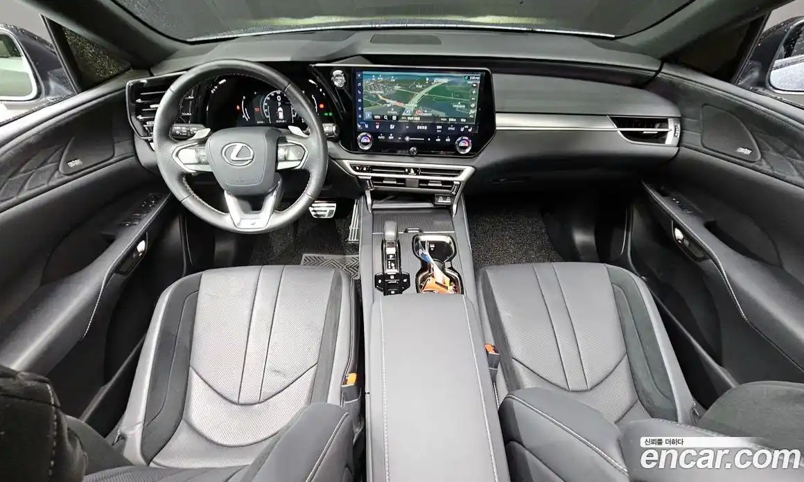 Lexus RX 2023 2.4 Автомат в Москве № 168103, фото 13