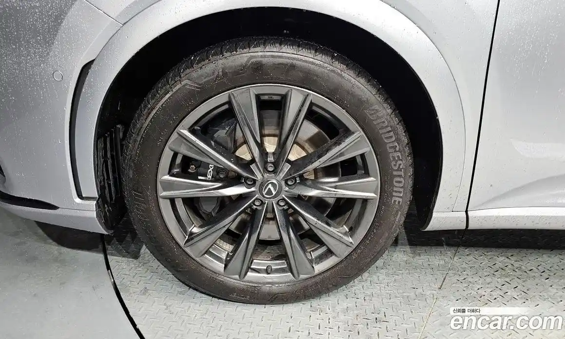 Lexus RX 2023 2.4 Автомат в Москве № 168103, фото 19