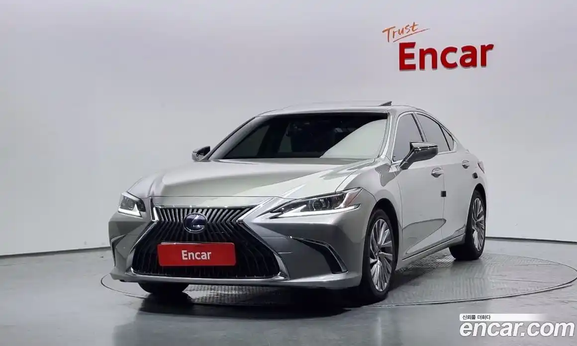 Lexus ES 2019 2.5 Автомат в Москве № 168308, фото 16