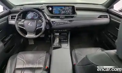 Lexus ES 2019 2.5 Автомат в Москве № 168308, миниатюра 10