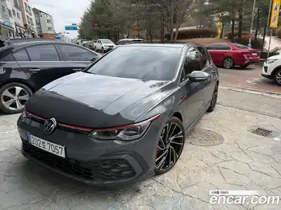 Volkswagen Golf, 2024