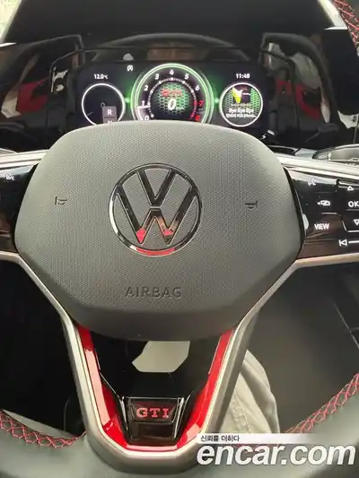 Volkswagen Golf 2024 2.0 Автомат в Москве № 168393, миниатюра 2