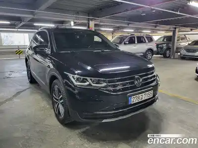 Volkswagen Tiguan, 2022