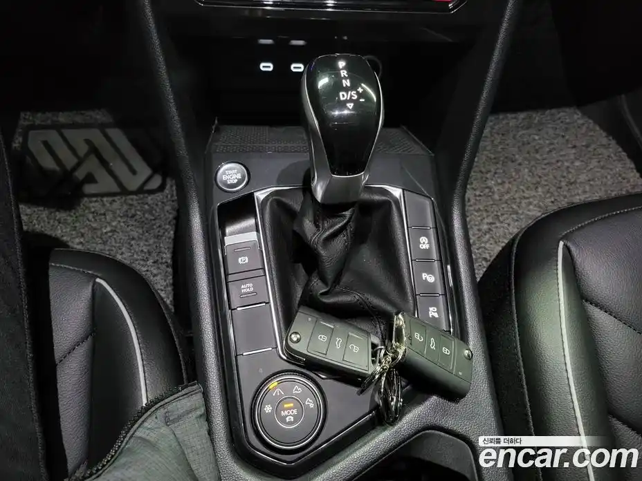 Volkswagen Tiguan 2022 2.0 Автомат в Москве № 168438, фото 17