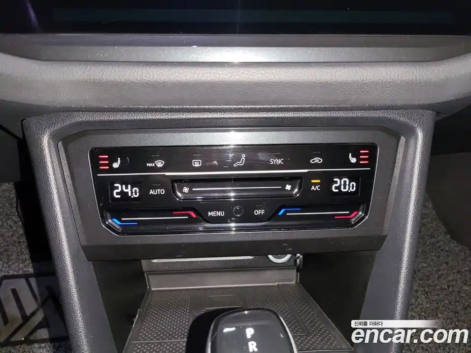 Volkswagen Tiguan 2022 2.0 Автомат в Москве № 168438, фото 18