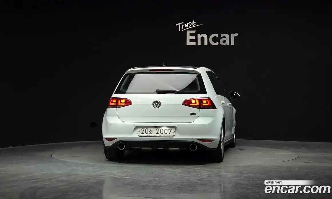 Volkswagen Golf 2015 2.0 Автомат в Москве № 168908, фото 4