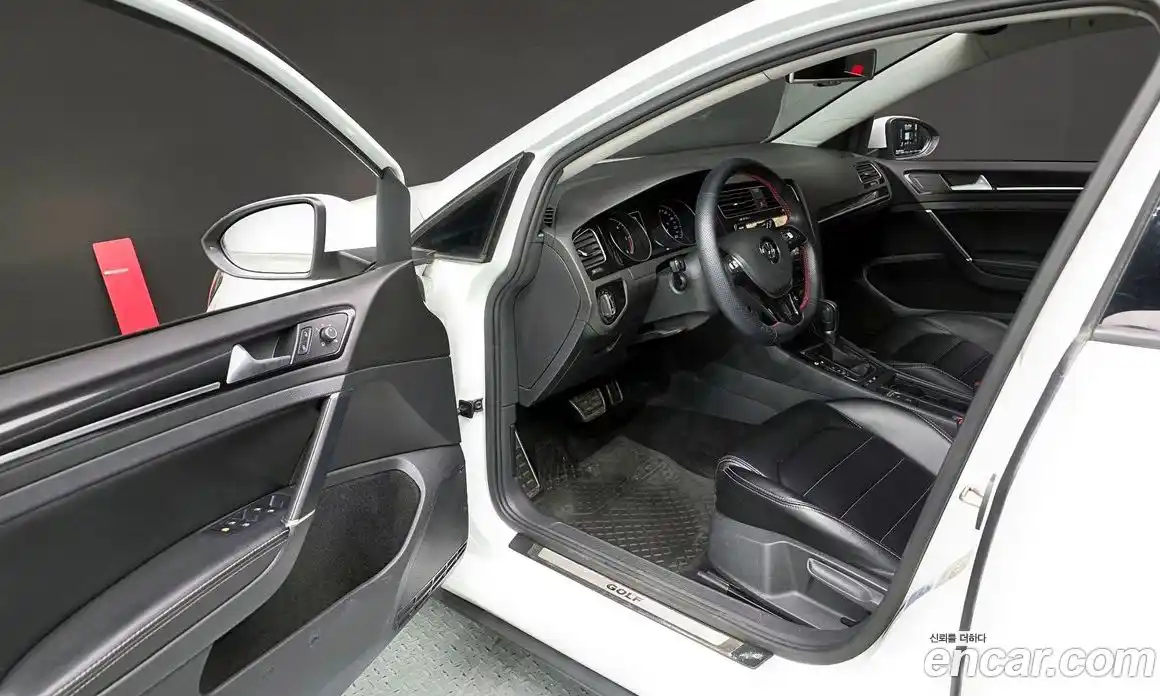 Volkswagen Golf 2015 2.0 Автомат в Москве № 168908, фото 10