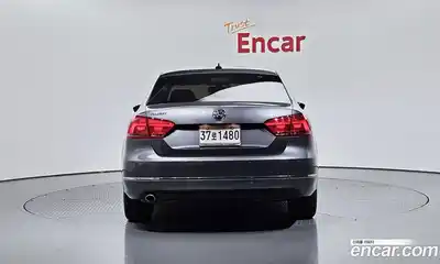 Volkswagen Passat 2013 2.5 Автомат в Москве № 168955, миниатюра 3