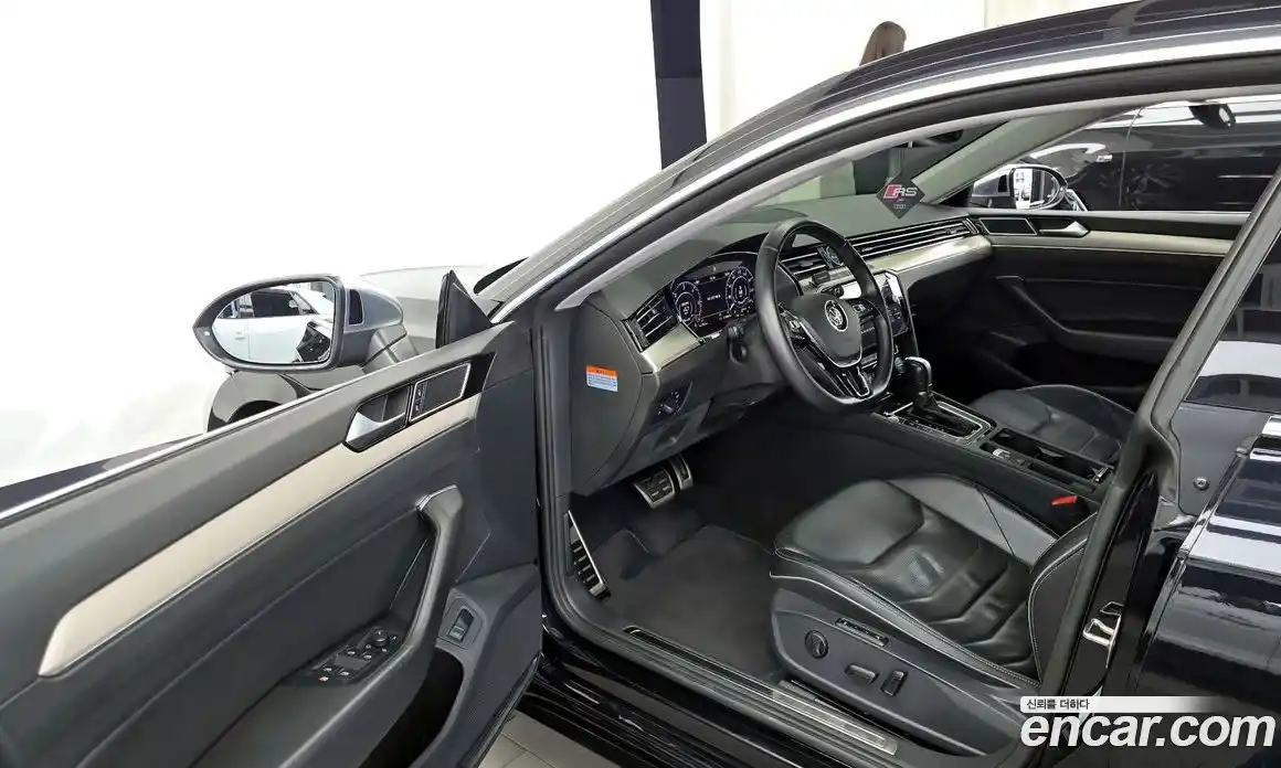 Volkswagen Arteon 2019 2.0 Автомат в Москве № 169034, фото 17