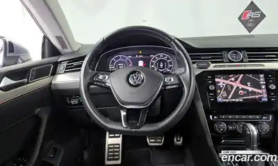 Volkswagen Arteon 2019 2.0 Автомат в Москве № 169034, миниатюра 6