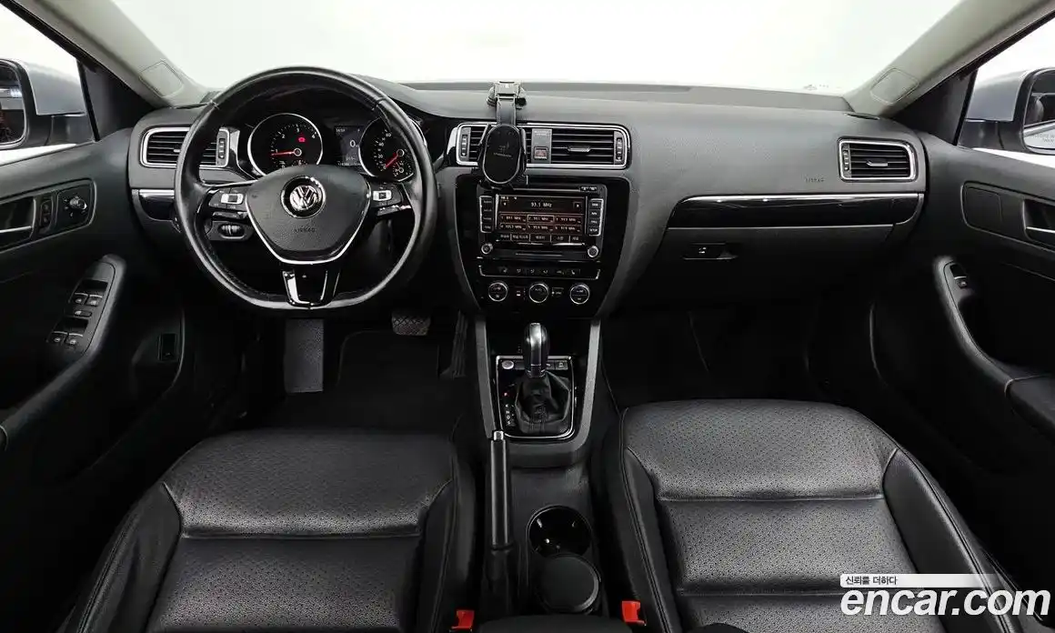 Volkswagen Jetta 2015 2.0 Автомат в Москве № 169077, фото 13