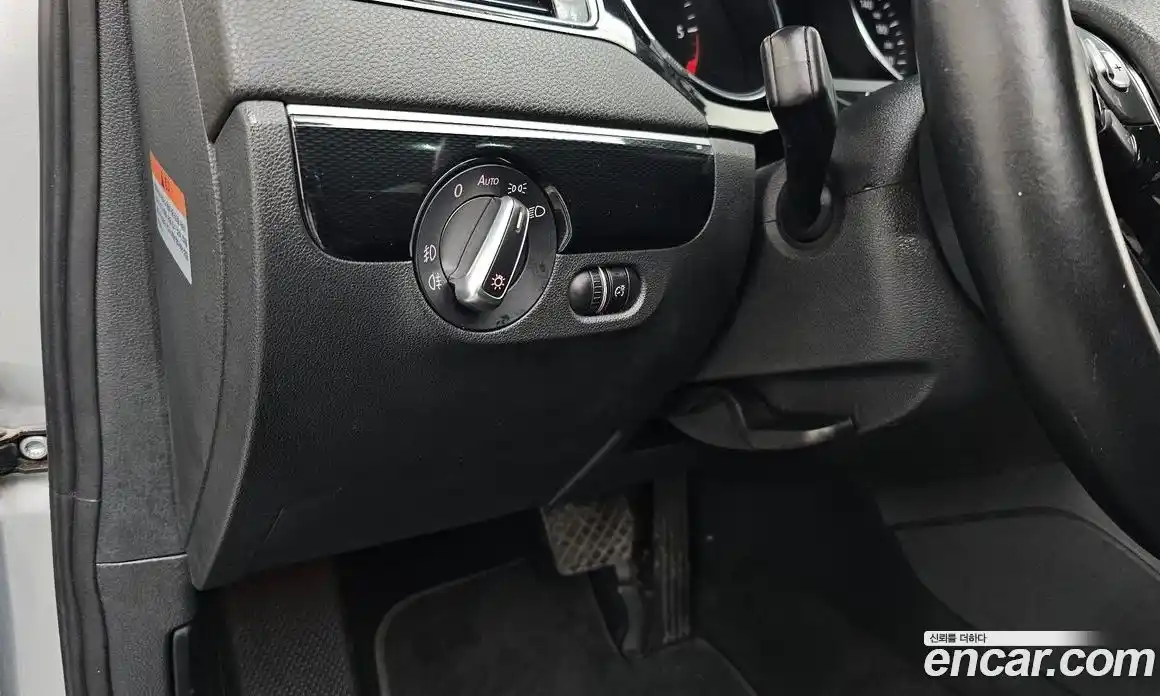 Volkswagen Jetta 2015 2.0 Автомат в Москве № 169077, фото 14