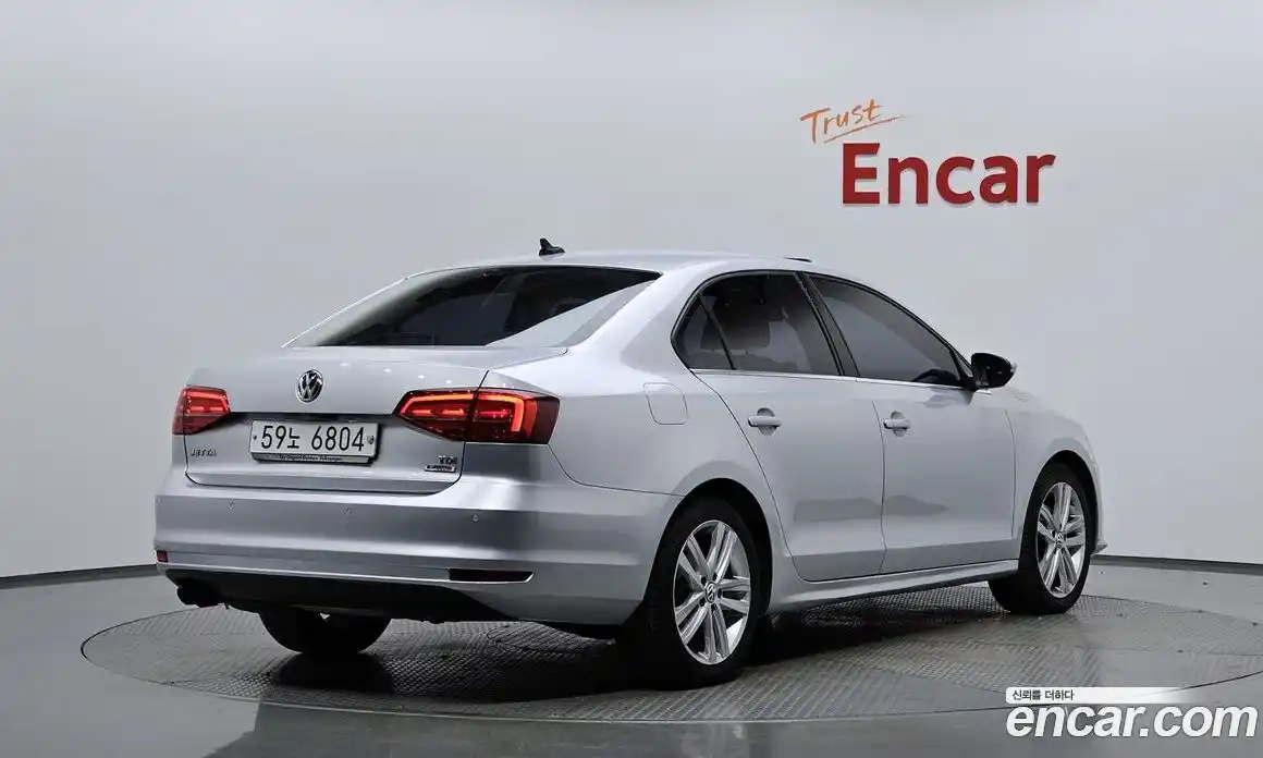 Volkswagen Jetta 2015 2.0 Автомат в Москве № 169077, фото 19