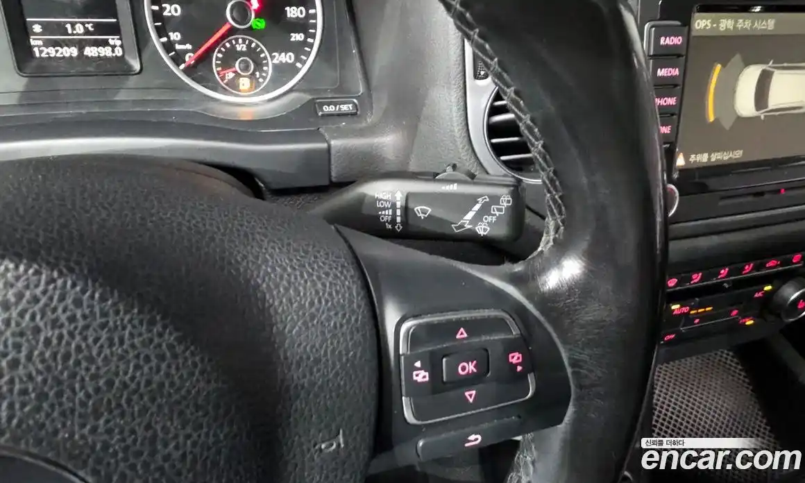 Volkswagen Tiguan 2013 2.0 Автомат в Москве № 169101, фото 14