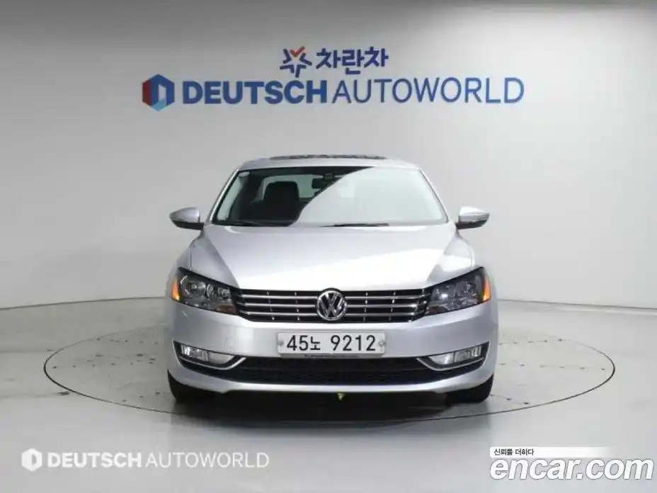 Volkswagen Passat 2015 2.0 Автомат в Москве № 169265, фото 3