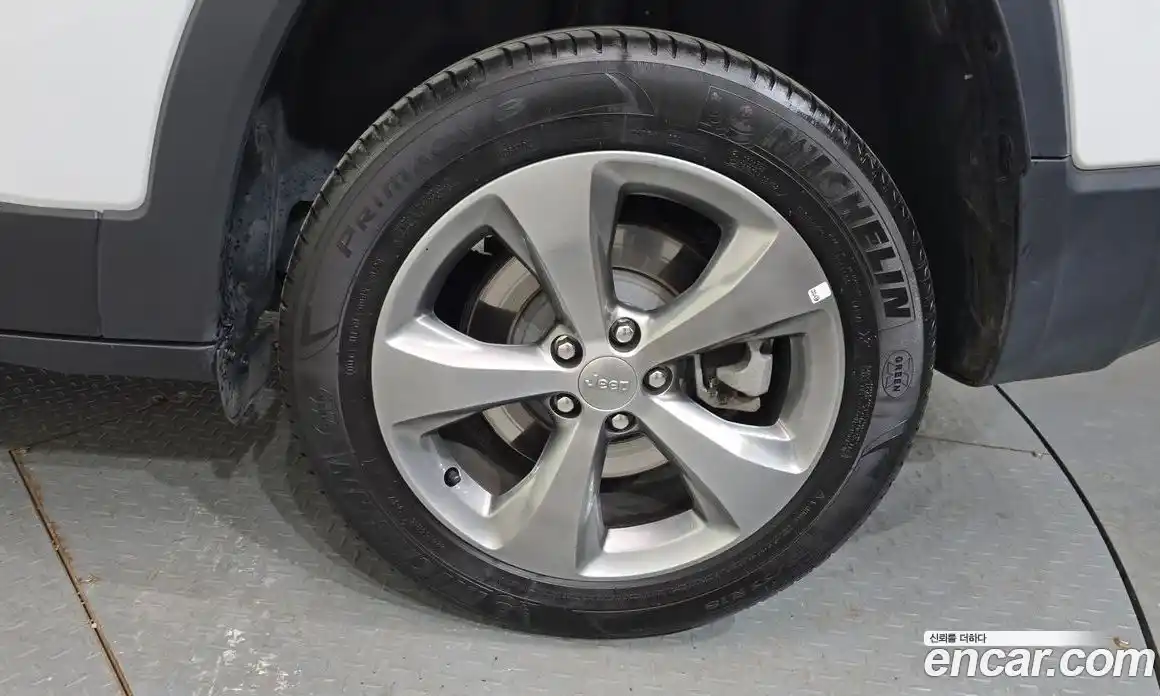 Jeep Cherokee 2020 2.4 Автомат в Москве № 169512, фото 14