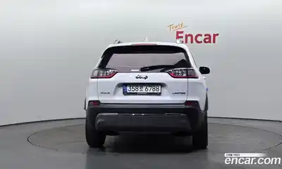 Jeep Cherokee 2020 2.4 Автомат в Москве № 169512, миниатюра 2