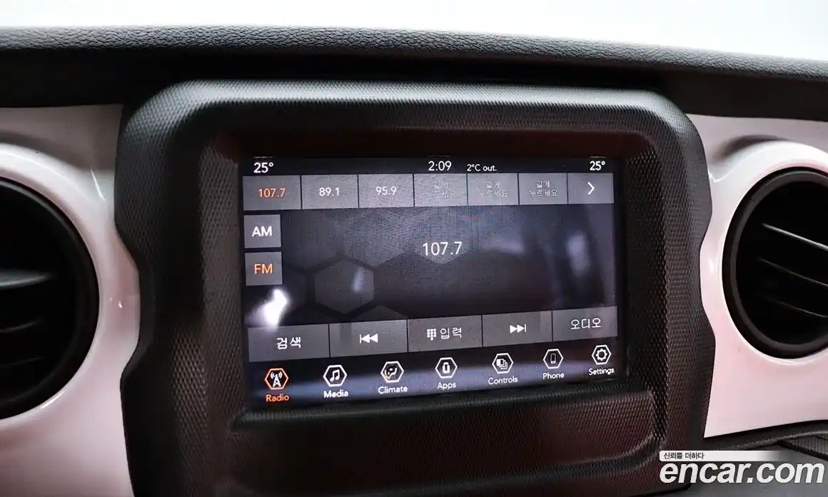 Jeep Wrangler 2021 2.0 Автомат в Москве № 169995, фото 17