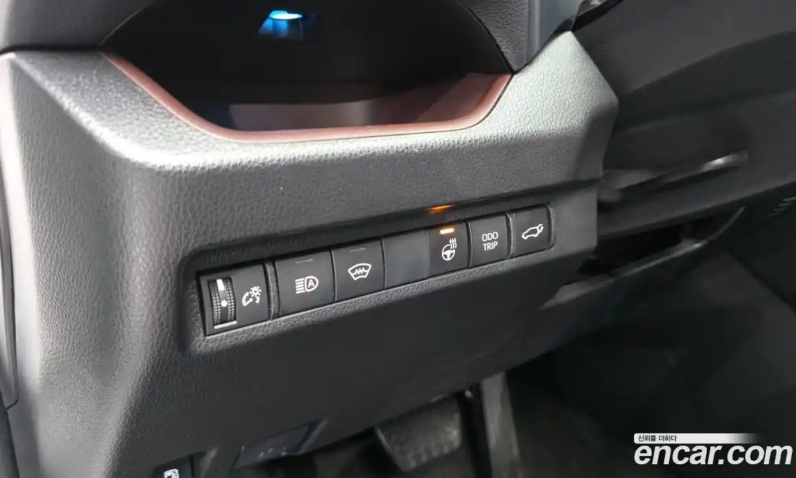 Toyota RAV4 2024 2.5 Автомат в Москве № 170188, фото 11