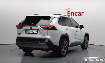 Toyota RAV4 2024 2.5 Автомат в Москве № 170188, миниатюра 12