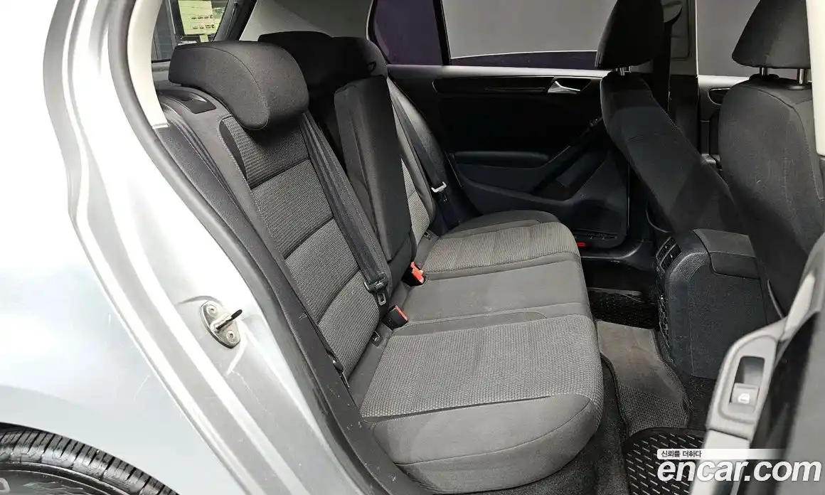 Volkswagen Golf 2010 2.0 Автомат в Москве № 178424, фото 12