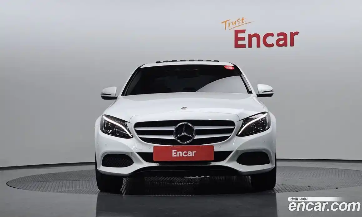 Mercedes-Benz C-Class 2018 2.0 Автомат в Москве № 178595, фото 3