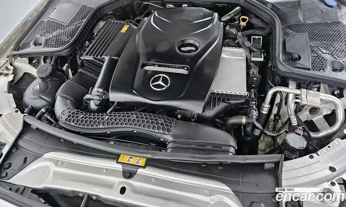 Mercedes-Benz C-Class 2018 2.0 Автомат в Москве № 178595, фото 4