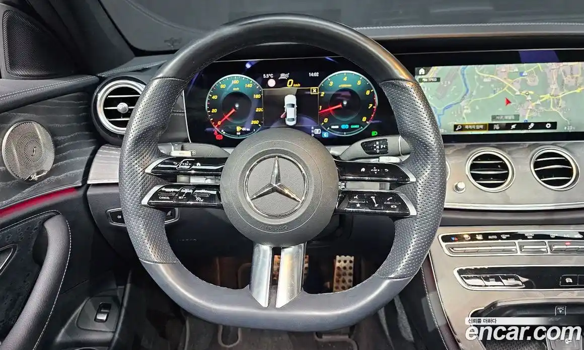 Mercedes-Benz E-Class 2022 2.0 Автомат в Москве № 179787, фото 11