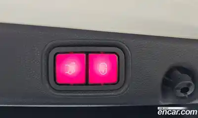 Mercedes-Benz E-Class 2022 2.0 Автомат в Москве № 179787, миниатюра 3