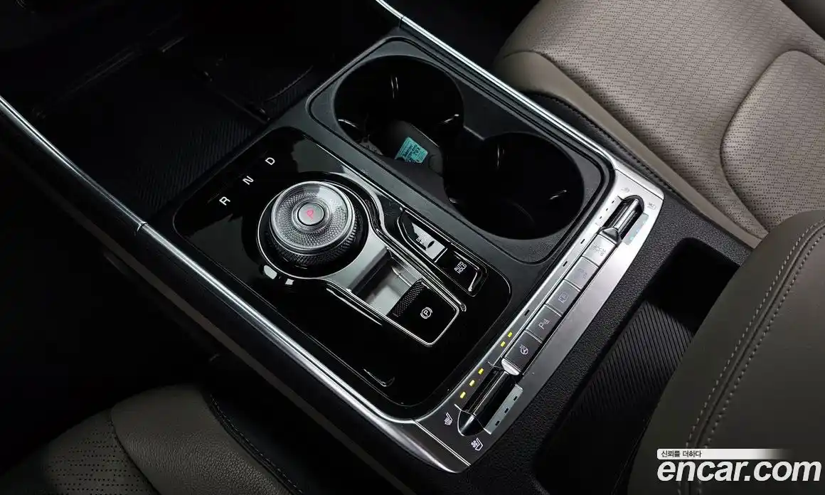 Kia Canival 2024 2.2 Автомат в Москве № 18096, фото 12