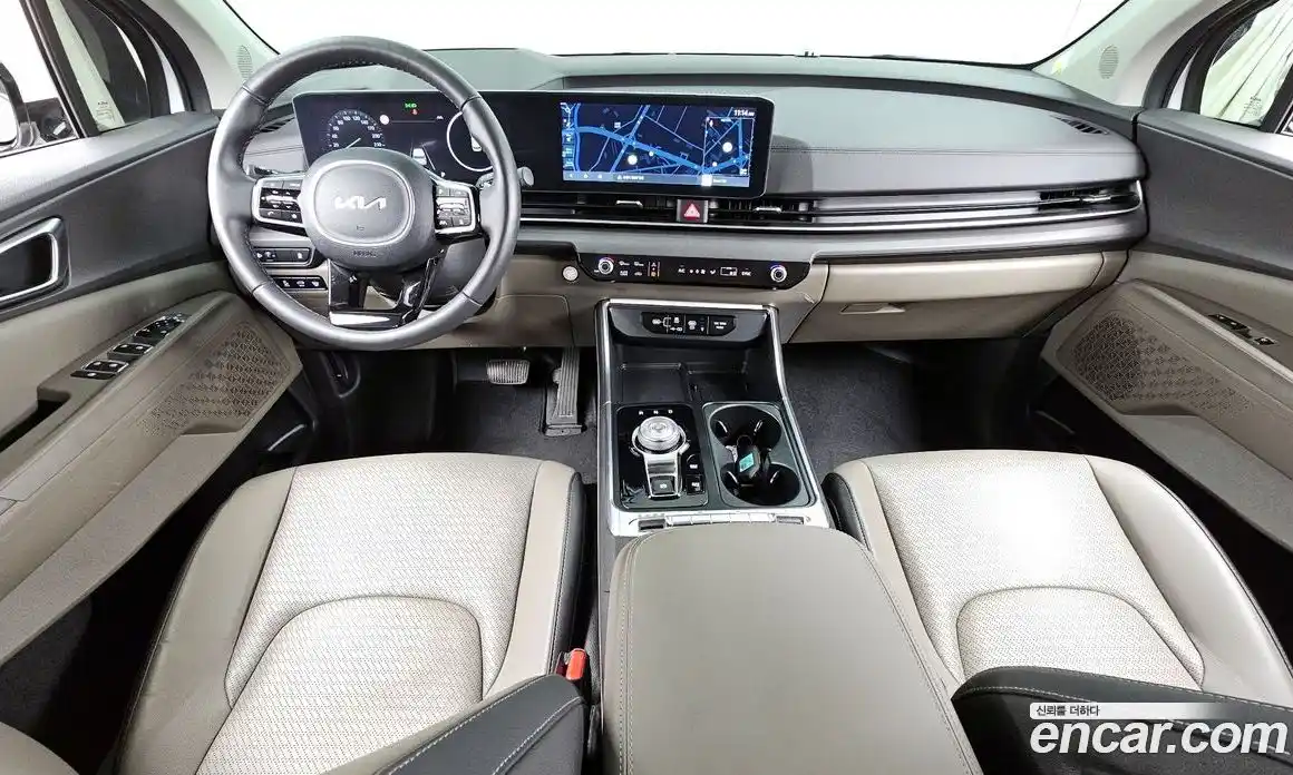 Kia Canival 2024 2.2 Автомат в Москве № 18096, фото 14