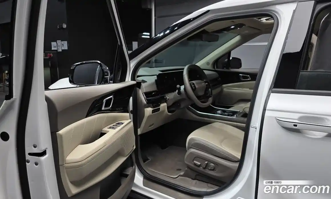 Kia Canival 2025 1.6 Автомат в Москве № 18136, фото 16