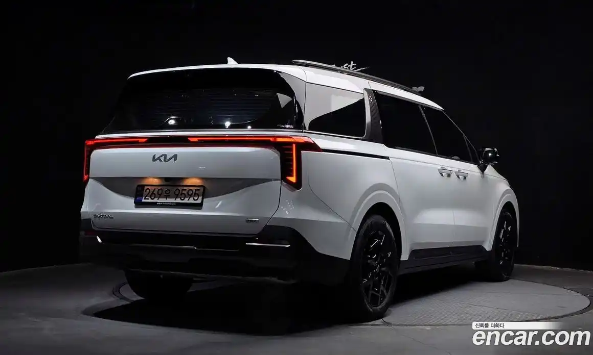 Kia Canival 2025 1.6 Автомат в Москве № 18136, фото 5