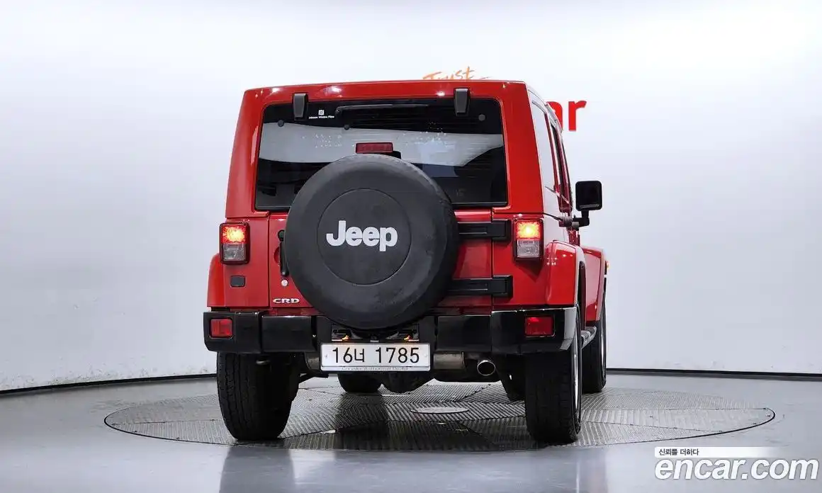 Jeep Wrangler 2012 2.8 Автомат в Москве № 182024, фото 9
