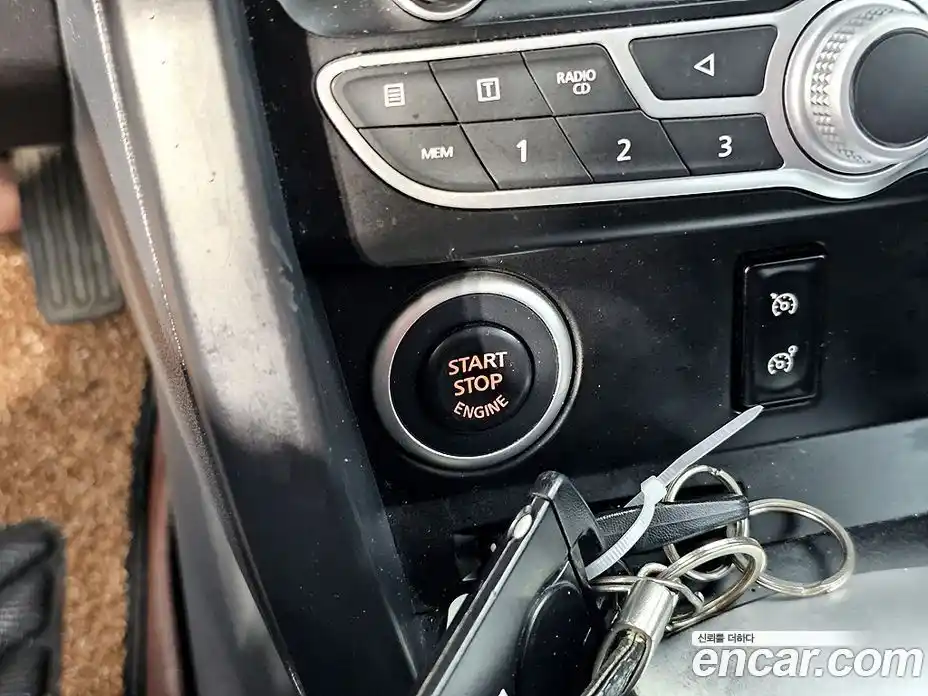 Renault QM5 2013 2.0 Автомат в Москве № 184066, фото 16