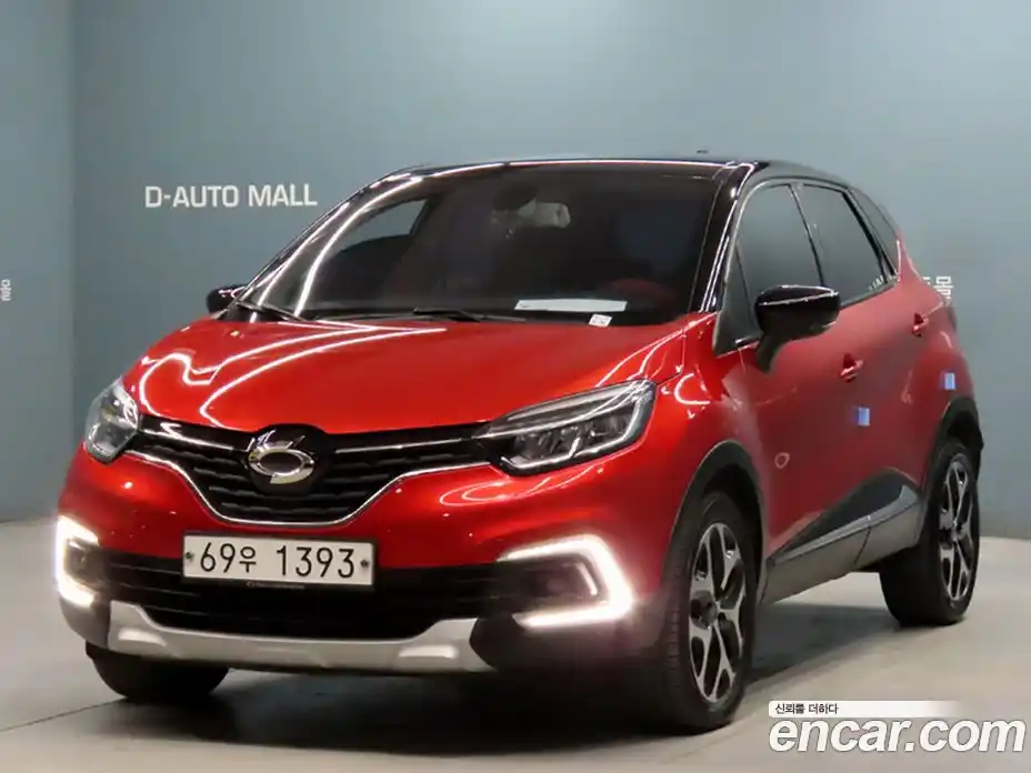 Renault QM3 2018 1.5 Автомат в Москве № 185708, фото 1