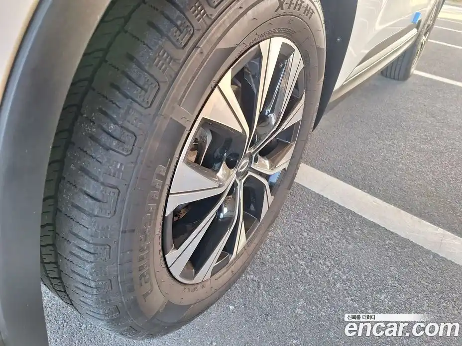 Renault QM6 2021 2.0 Автомат в Москве № 185965, фото 19