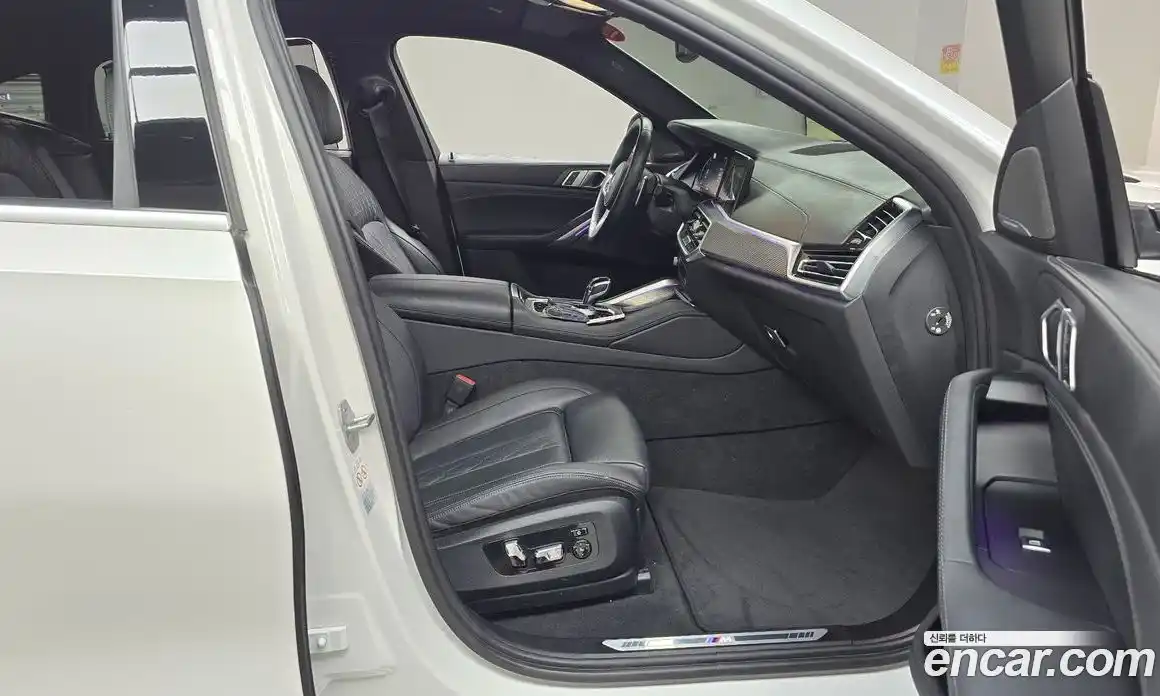 BMW X6 2023 3.0 Автомат в Москве № 189952, фото 18