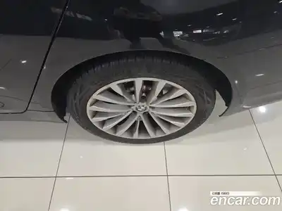 BMW 5-Series 2023 2.0 Автомат в Москве № 190233, миниатюра 5