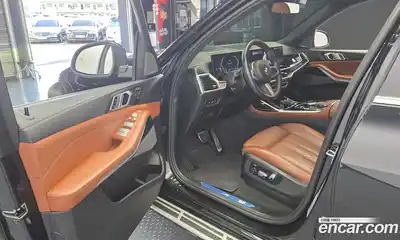 BMW X7 2024 3.0 Автомат в Москве № 191746, миниатюра 3