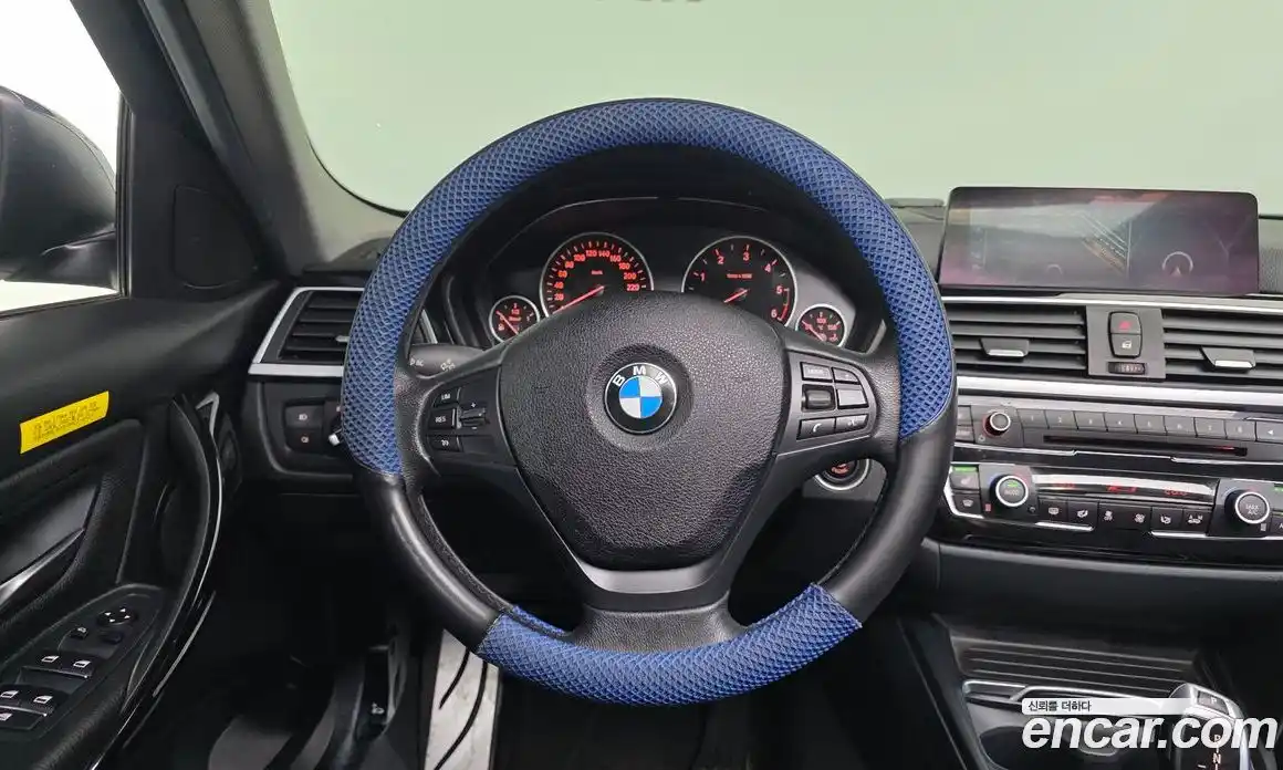 BMW 3-Series 2017 2.0 Автомат в Москве № 192512, фото 11