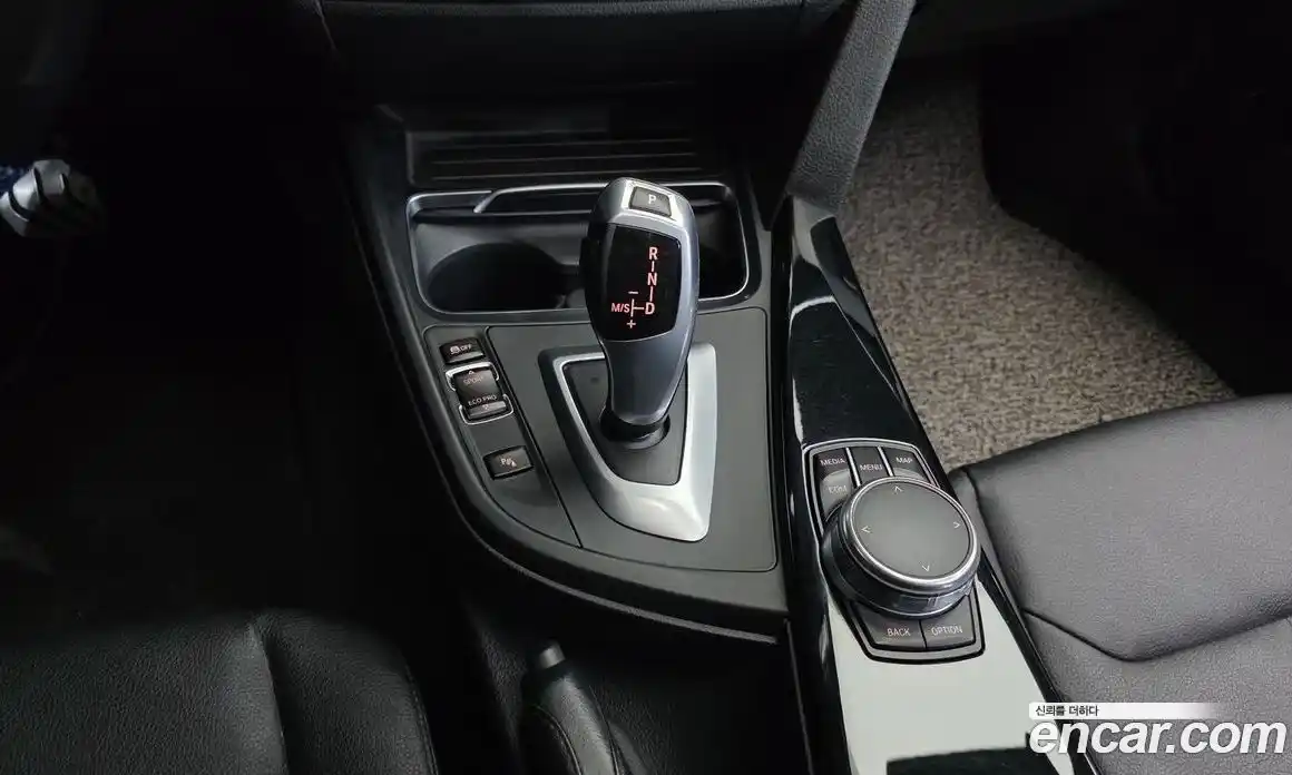 BMW 3-Series 2017 2.0 Автомат в Москве № 192512, фото 6