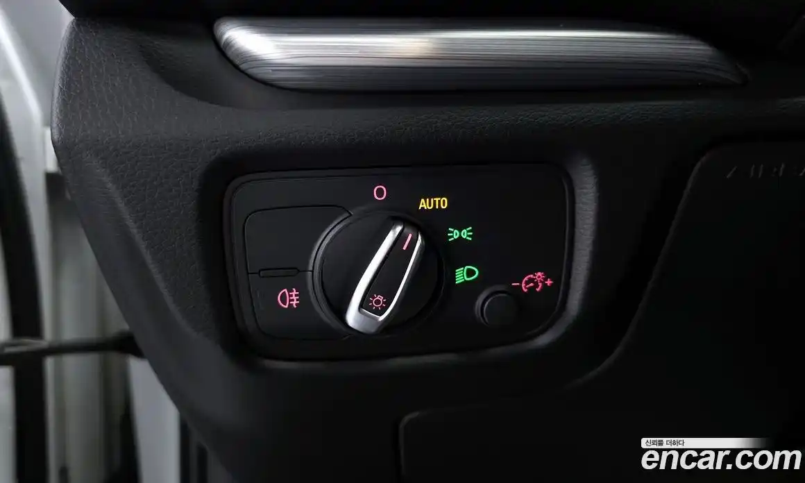 Audi A3 2015 1.8 Автомат в Москве № 193993, фото 16